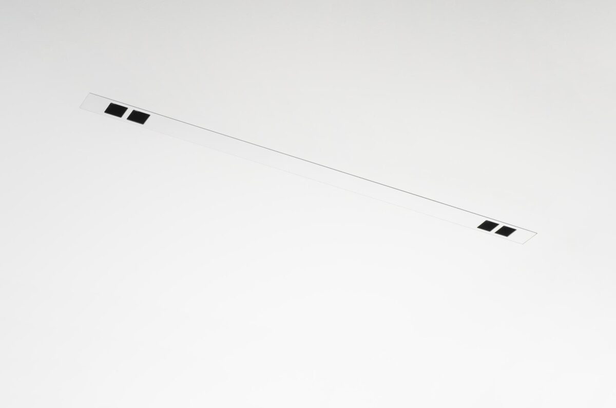LABRA wpuszczane DOTA Linear WP 900 On-Off