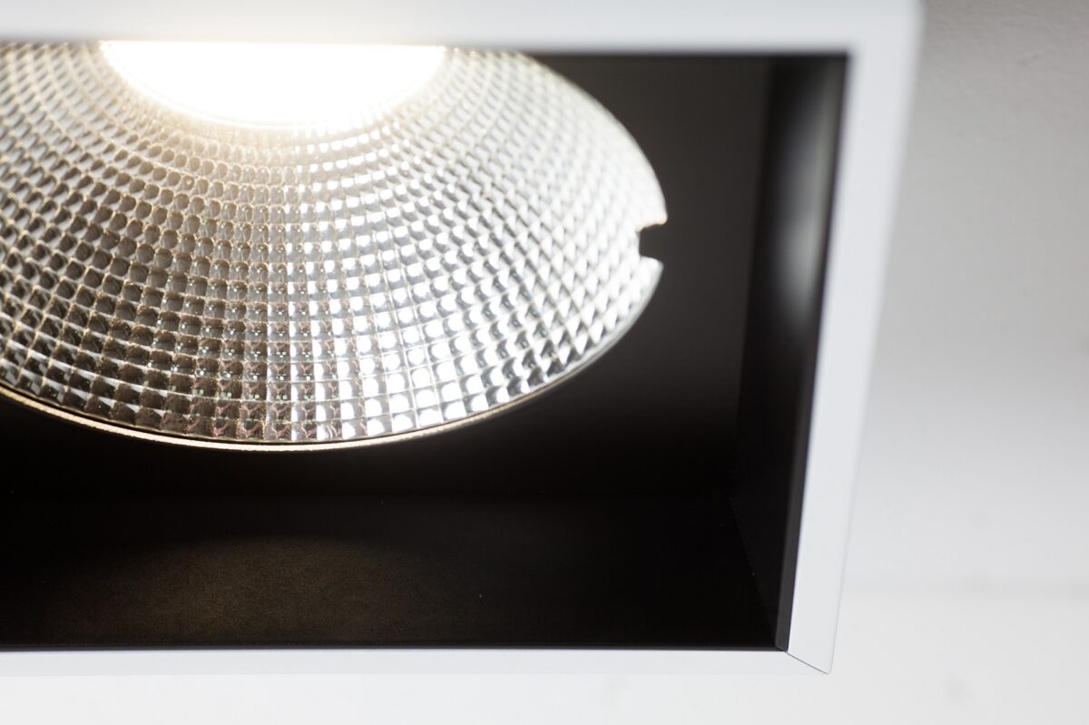 LABRA lampy natynkowe SOLID LIGHTBOX 185.1 NT