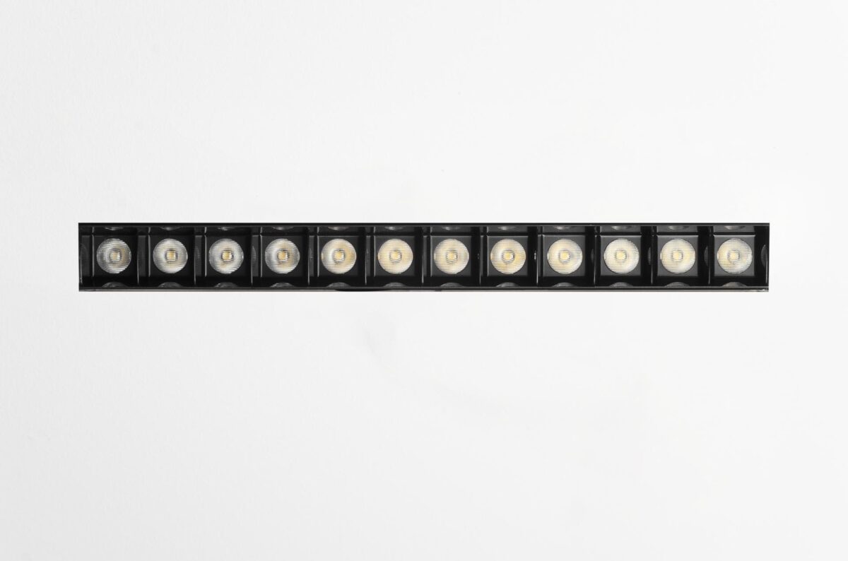 LABRA lampy wpuszczane SHIFT 12.1 WP Trimless On-Off