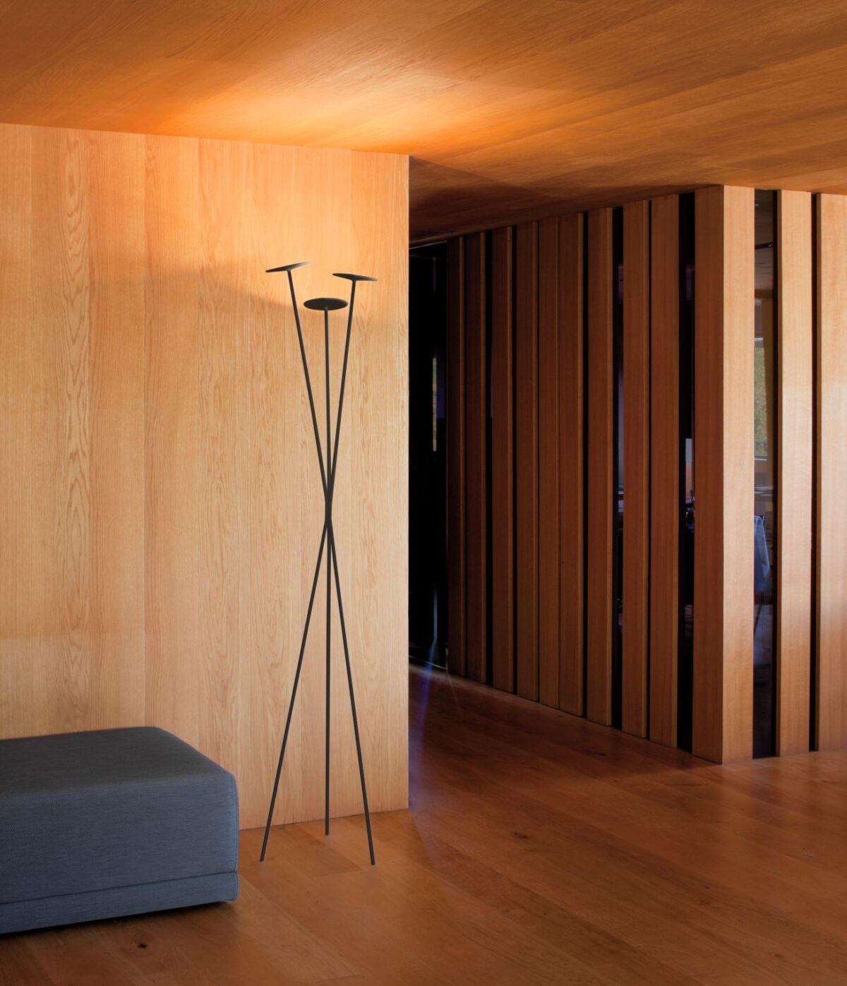 VIBIA lampa podłogowa SKAN 0260